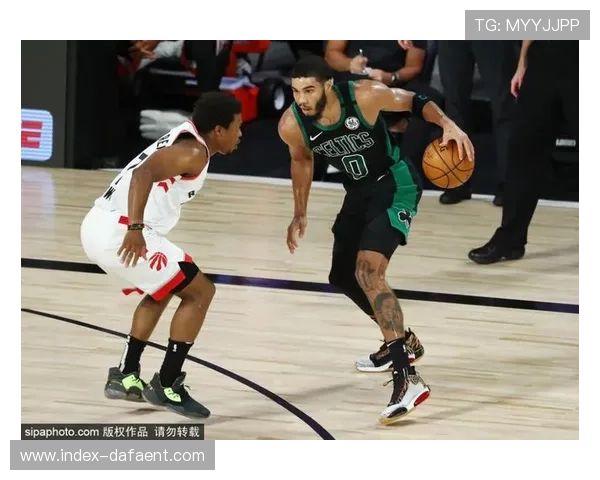 绿军半场命中率高达五成 猛龙手感低迷落后明显